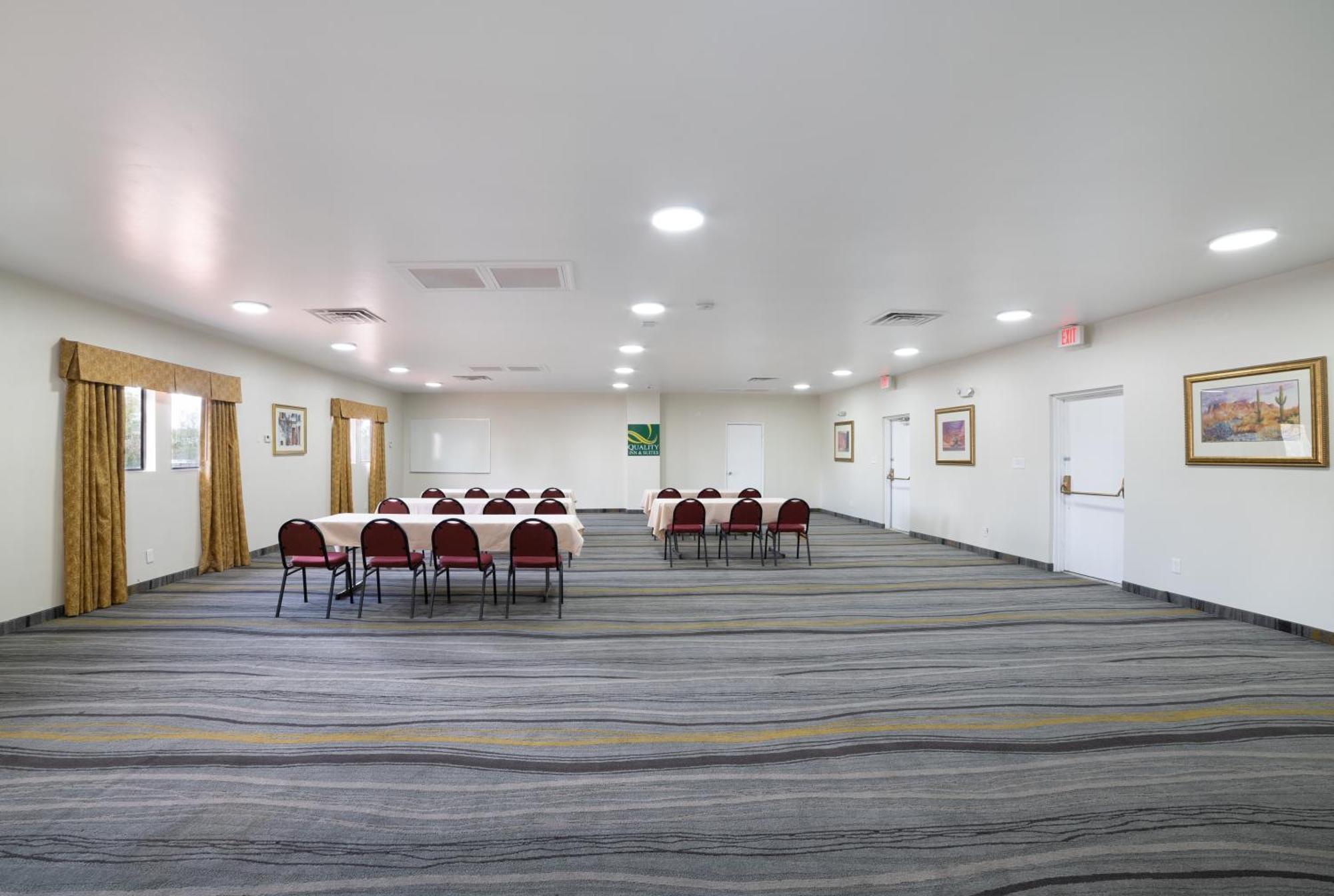 Quality Inn & Suites Goodyear - Phoenix West Esterno foto