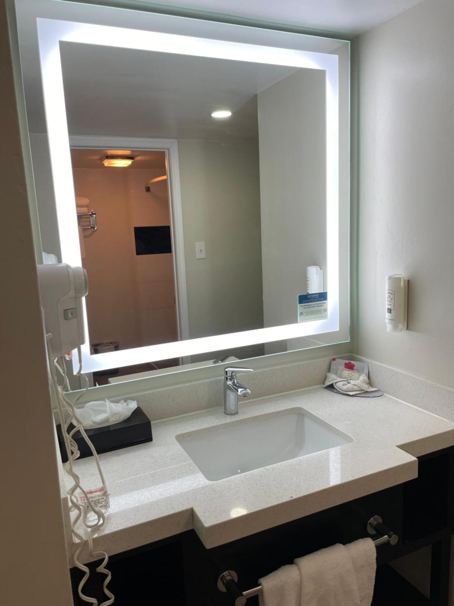 Quality Inn & Suites Goodyear - Phoenix West Esterno foto